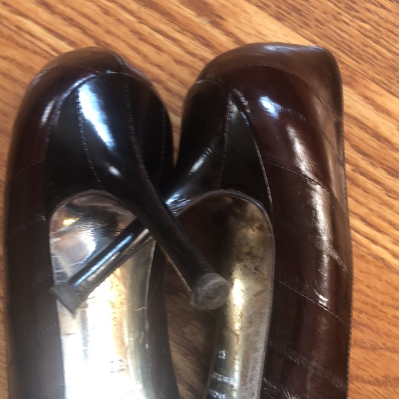 Dolce & Gabbana dark burgundy high heels size 38. - Picture 8 of 13